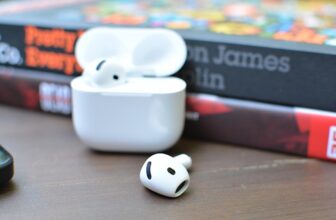 Apple’s AirPods 4 with ANC drop to a brand n...
