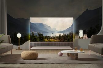 Hisense Launches 116UX TriChroma LED TV, First Cli...