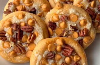 Crescent Roll Butterscotch Danishes-The Southern W...