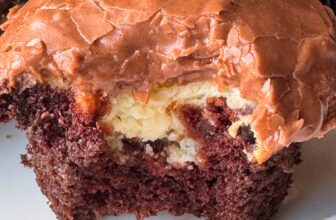 CHOCOLATE CREAM CHEESE CUPCAKES – The Southe...