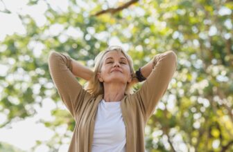 Healthspan vs. Lifespan: Why Girls Are Residing Lo...