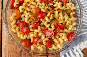 Tomato Pasta Salad – Barefeet within the Kit...