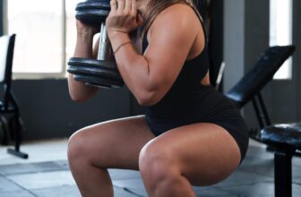 Learn how to Do Squats: Newbie-Pleasant Variations...